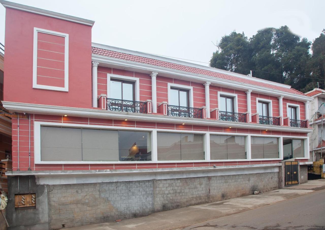 Hotel Oyo 16773 Hillcrest Metro Udagamandalam Exterior foto